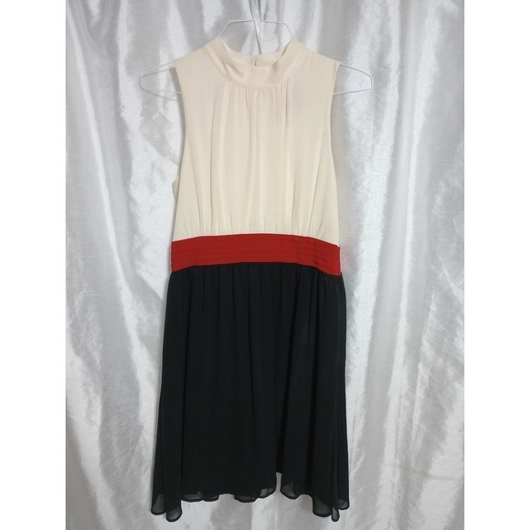Classy FERVOUR Black Red Ivory Party Dress w pearl buttons - Picture 4 of 9